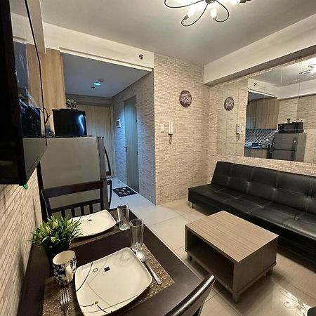 Sabina'S One Bedroom Condo At Shore Tower C 马尼拉 外观 照片