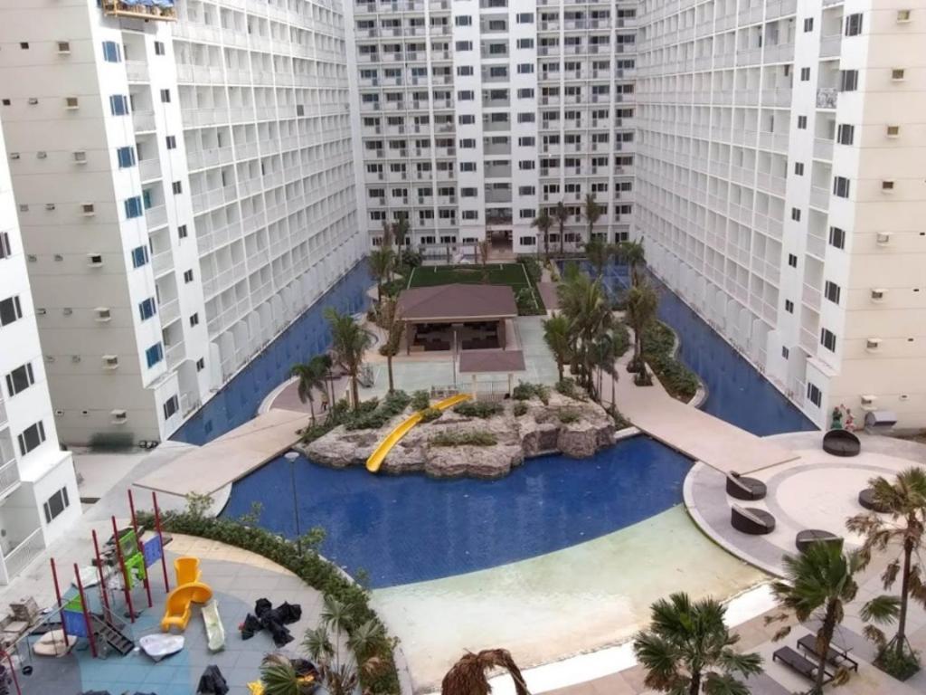 Sabina'S One Bedroom Condo At Shore Tower C 马尼拉 外观 照片