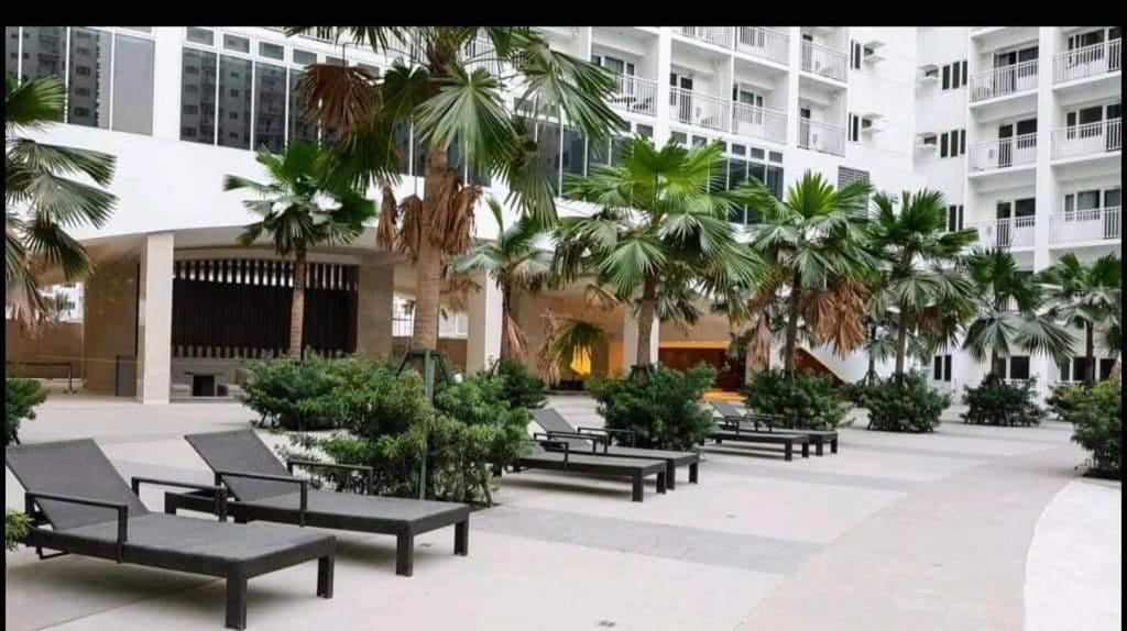 Sabina'S One Bedroom Condo At Shore Tower C 马尼拉 外观 照片