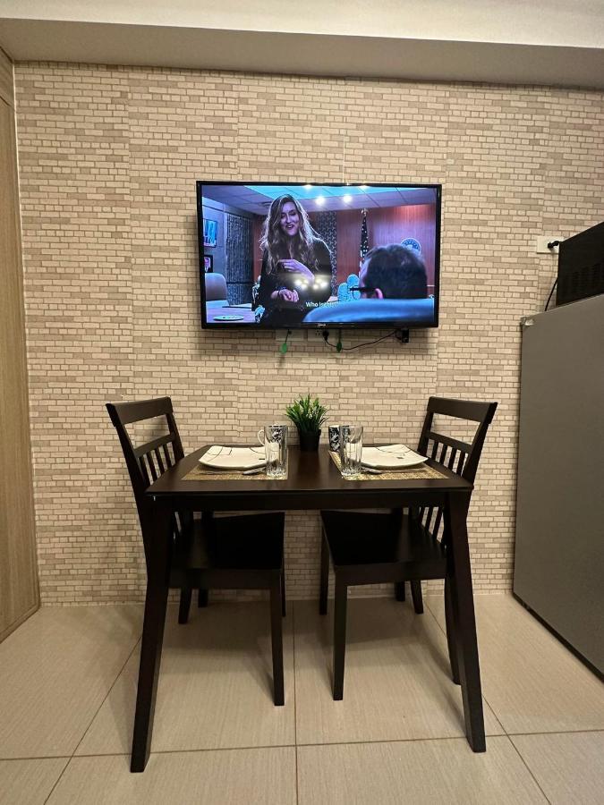 Sabina'S One Bedroom Condo At Shore Tower C 马尼拉 外观 照片